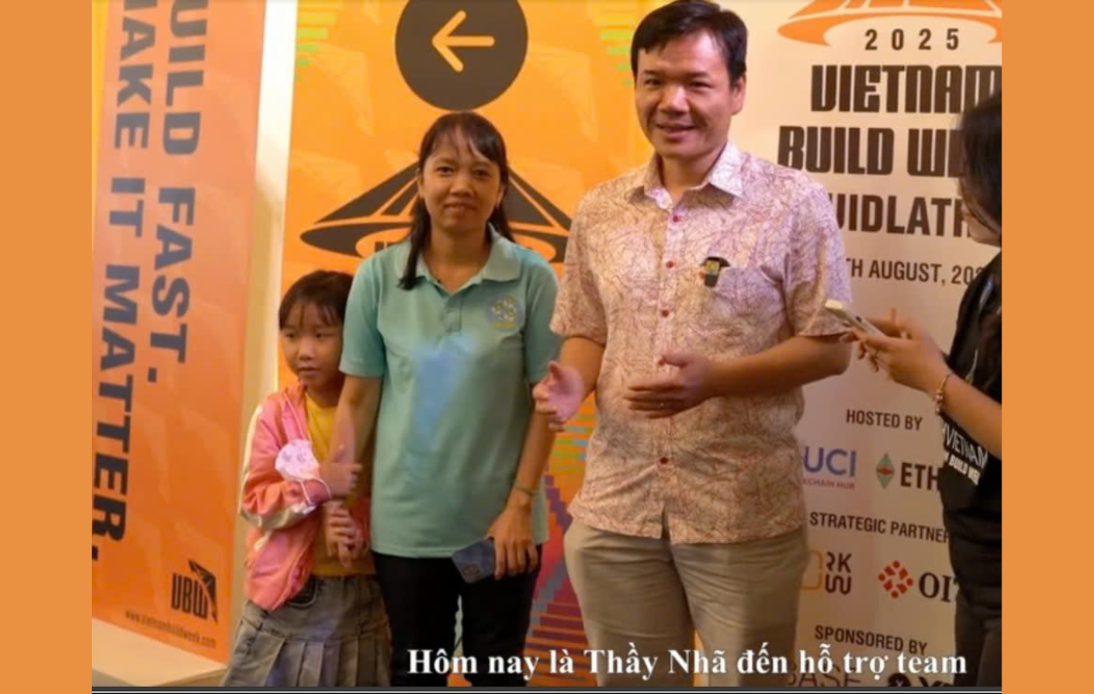 Hackathon at Vietnam Build Week